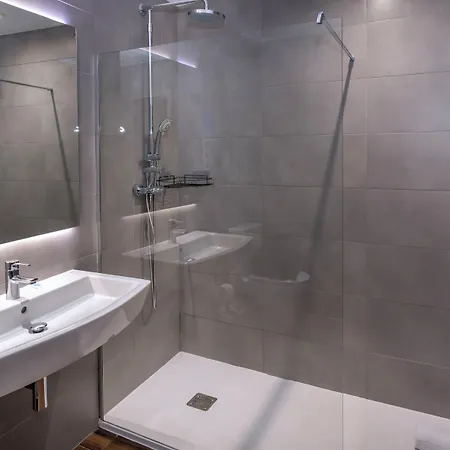 호스탈 오페라람블라스