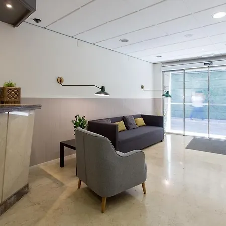 호스탈 오페라람블라스 2*