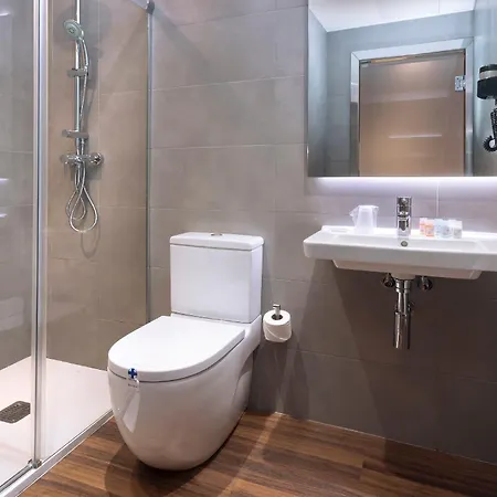 Guest house Operaramblas 2*