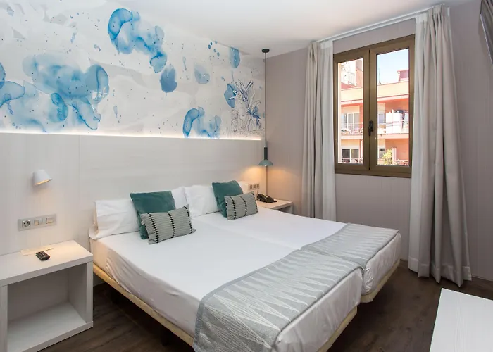 בית הארחה Operaramblas