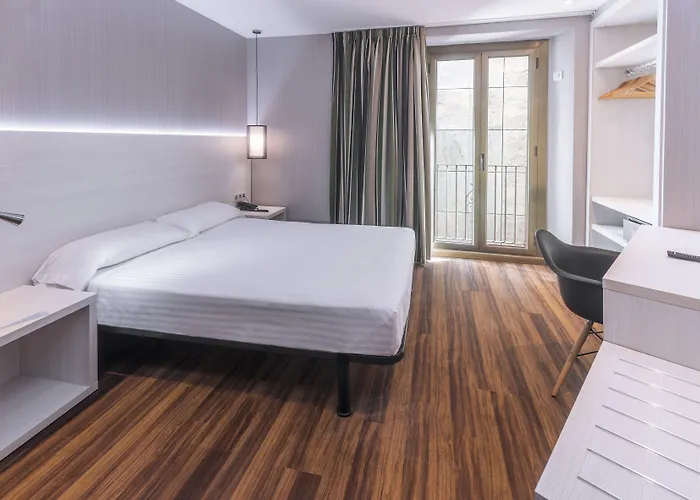 Operaramblas בית הארחה ברצלונה