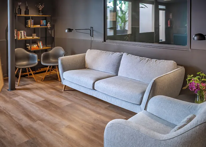 בית הארחה Operaramblas ברצלונה