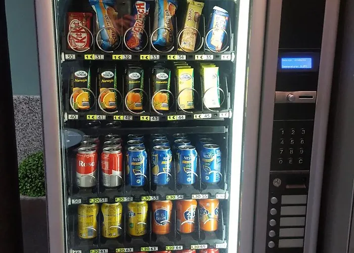 Operaramblas בית הארחה 2*